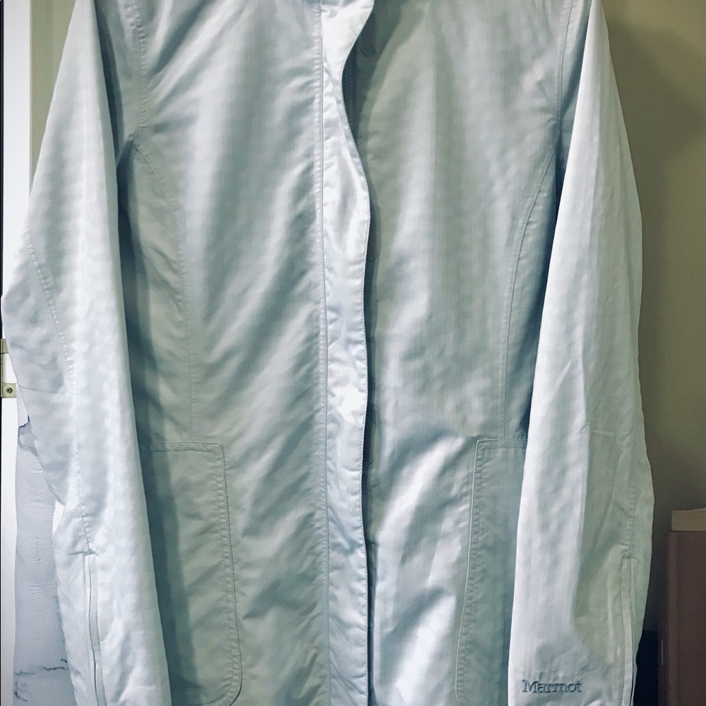 Marmot XL Packable Mid Length rain jacket travel